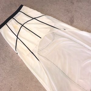 Black & White High-Low skirt